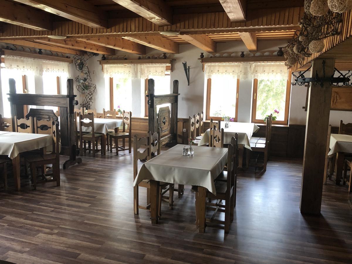 Slanicky Dvor Otel Námestovo Dış mekan fotoğraf
