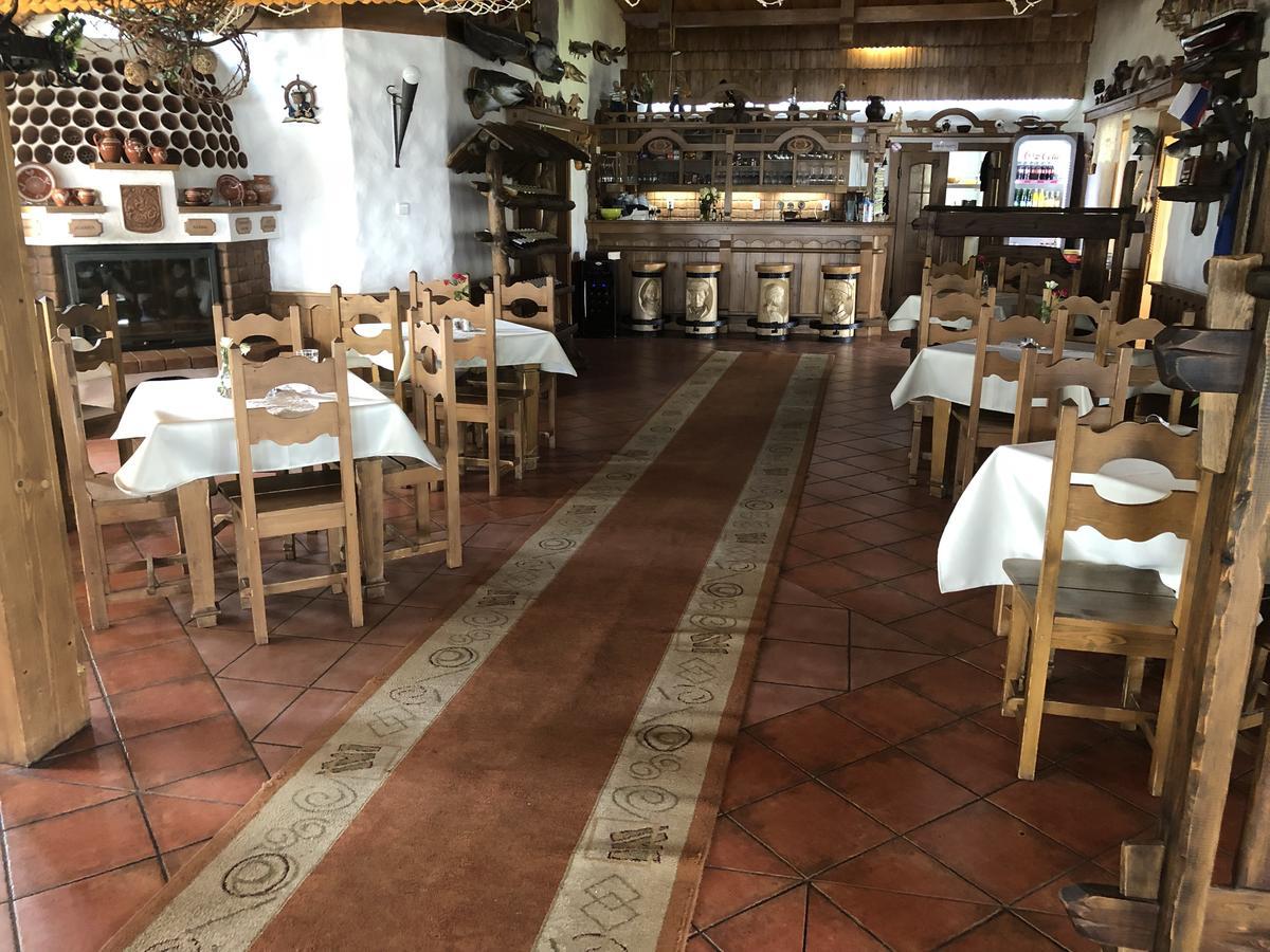 Slanicky Dvor Otel Námestovo Dış mekan fotoğraf
